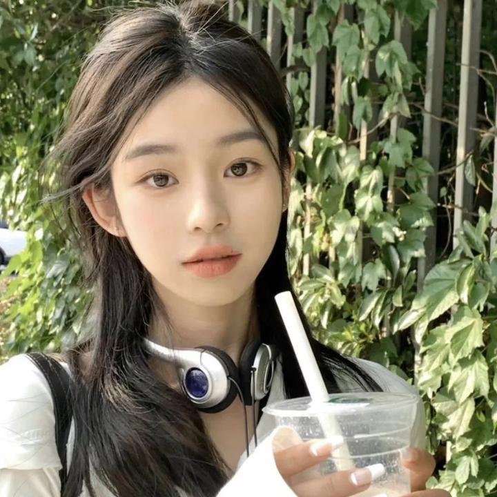 大麻修女封面